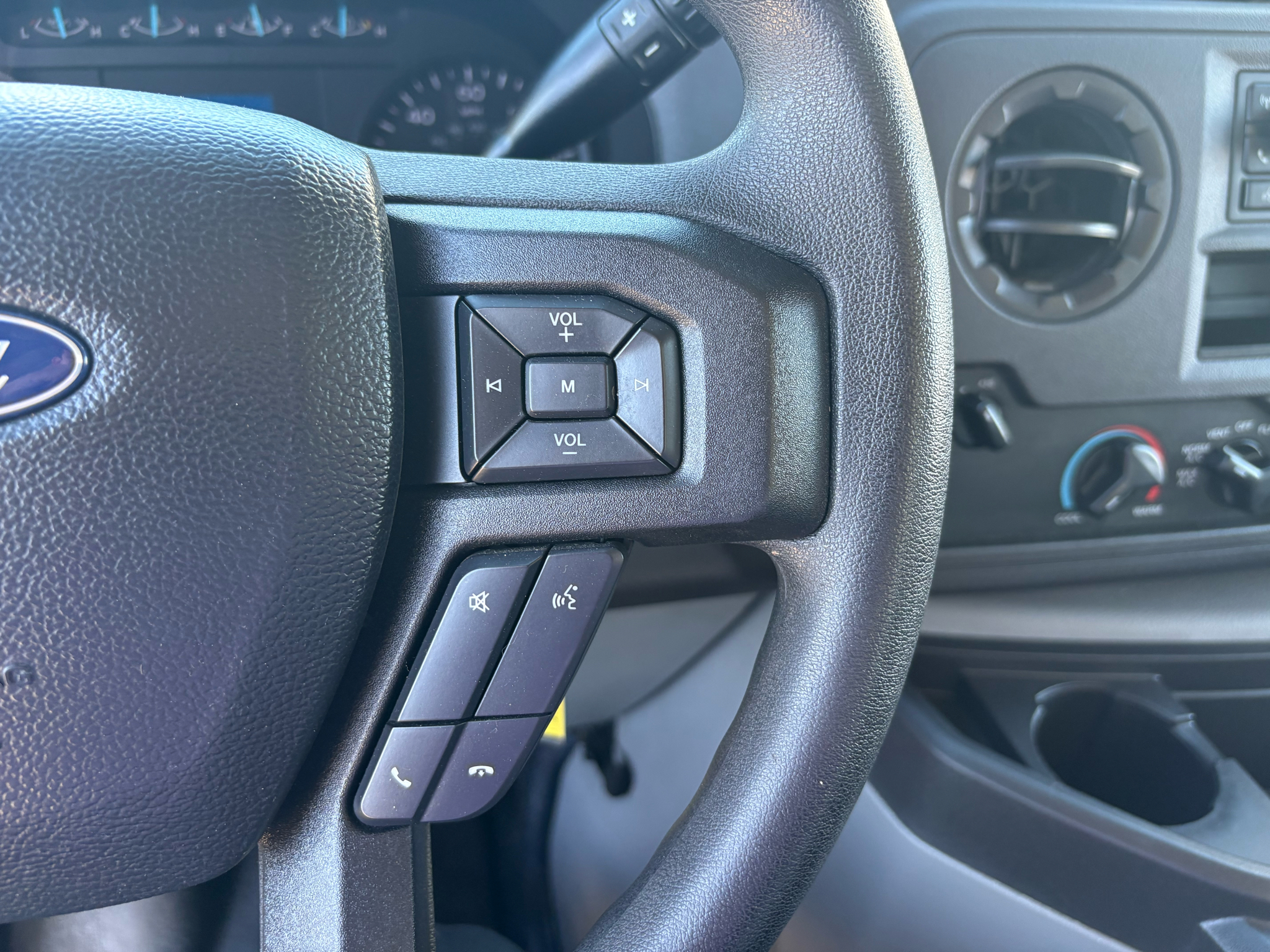 Ford E-Series Cutaway E-450 DRW 158" WB 2021