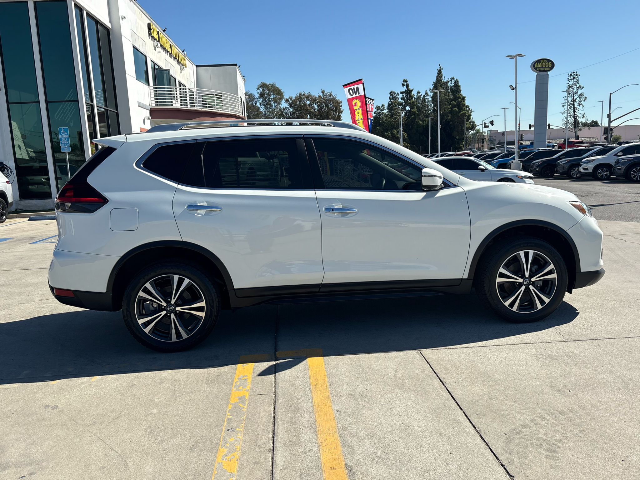 Nissan Rogue FWD SV 2020