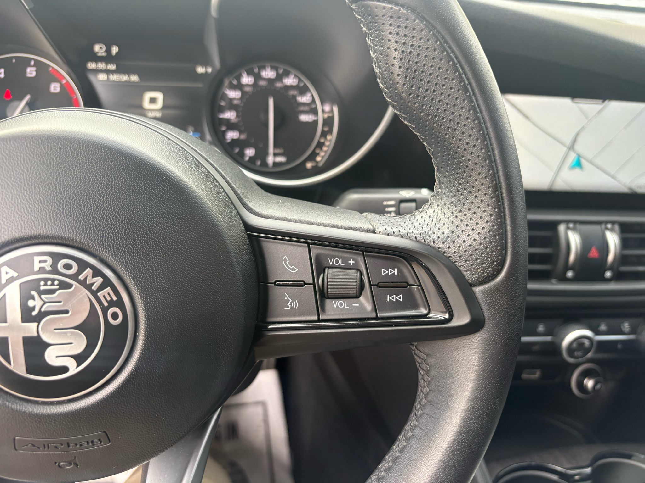 Alfa Romeo Giulia Ti RWD 2022