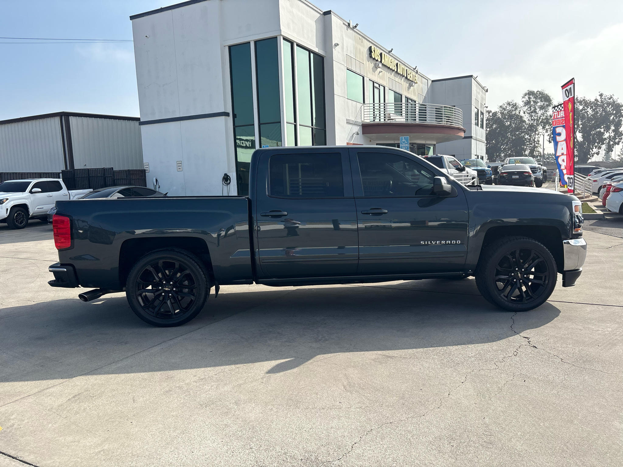 Chevrolet Silverado 1500 2WD Crew Cab 143.5" LT w/1LT 2017