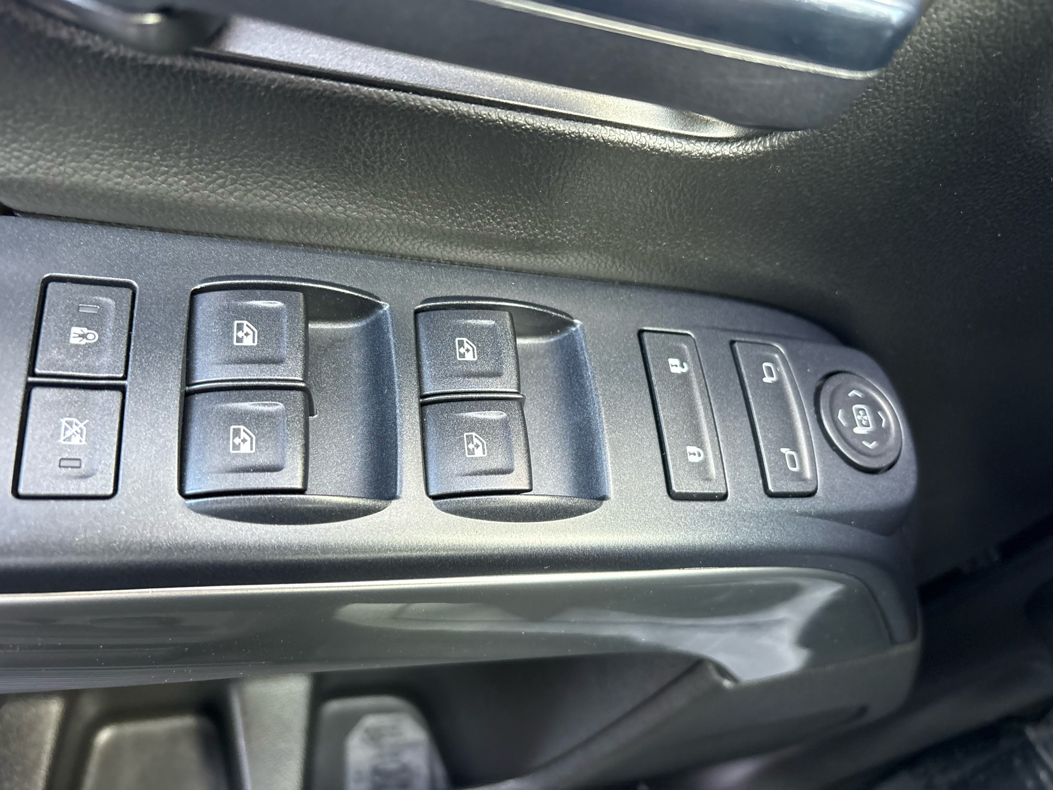 Chevrolet Silverado 1500 2WD Crew Cab 143.5" LT w/1LT 2017