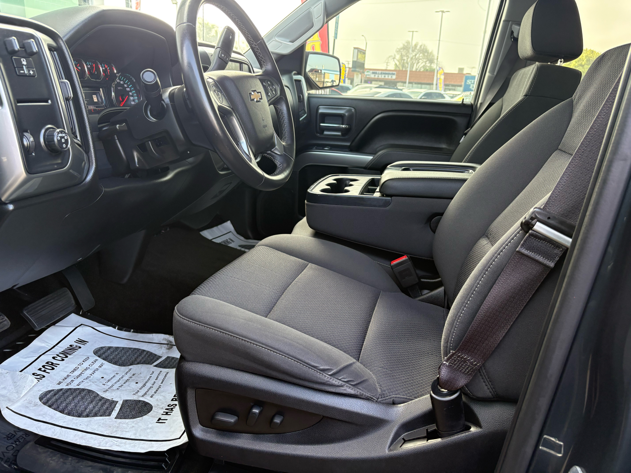 Chevrolet Silverado 1500 2WD Crew Cab 143.5" LT w/1LT 2017