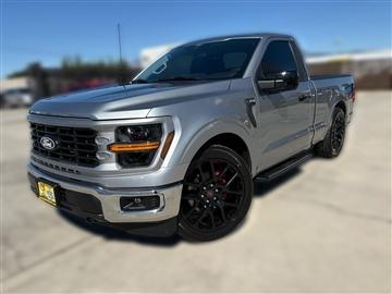 2025 Ford F-150 4WD Reg Cab 122.5" XL