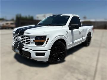 2026 Ford F-150 2WD Reg Cab 122.5" XL