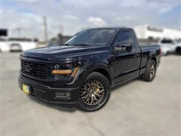 2026 Ford F-150 2WD Reg Cab 122.5" XL