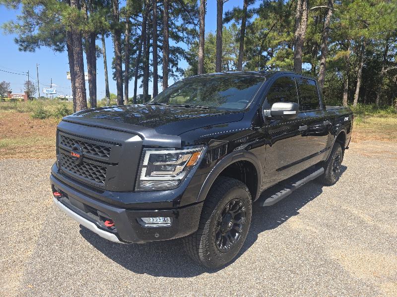 Nissan Titan 4WD Crew Cab SWB PRO-4X 2021 Nissan Titan 4WD Crew Cab SWB PRO-4X 2021