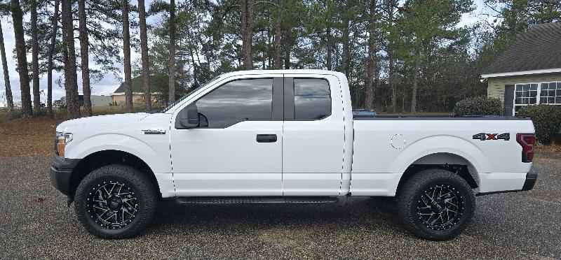 Ford F-150 4WD SuperCab 145" XL 2019