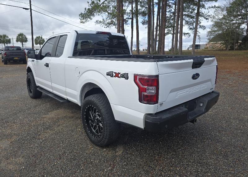Ford F-150 4WD SuperCab 145" XL 2019