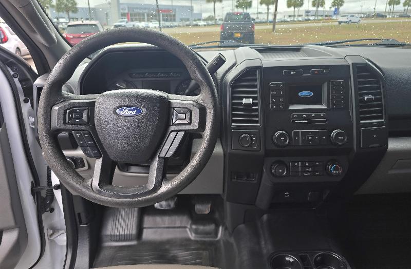 Ford F-150 4WD SuperCab 145" XL 2019