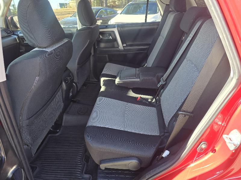 Toyota 4Runner SR5 2021