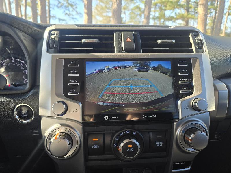 Toyota 4Runner SR5 2021