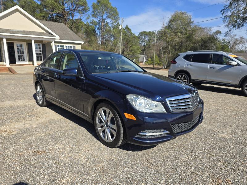 Mercedes-Benz C-Class C300 4MATIC Luxury Sedan 2012