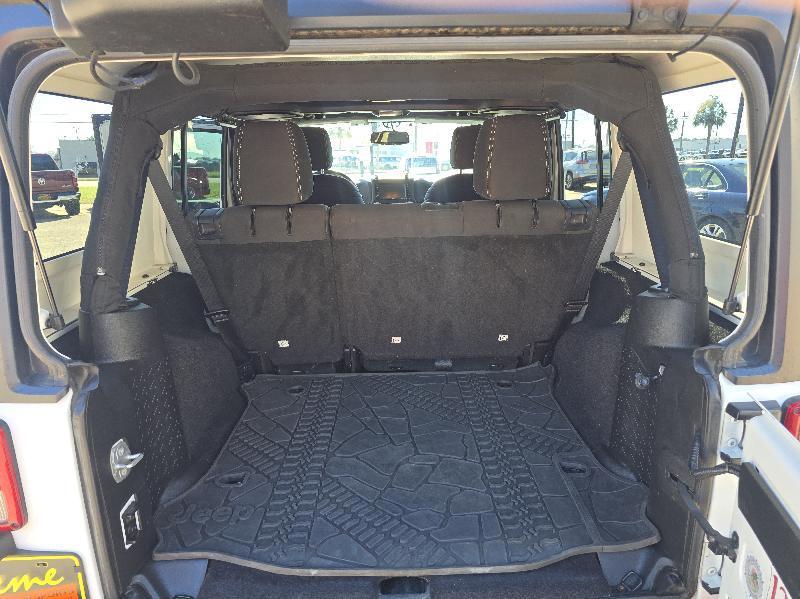 Jeep Wrangler Unlimited Rubicon 4WD 2015