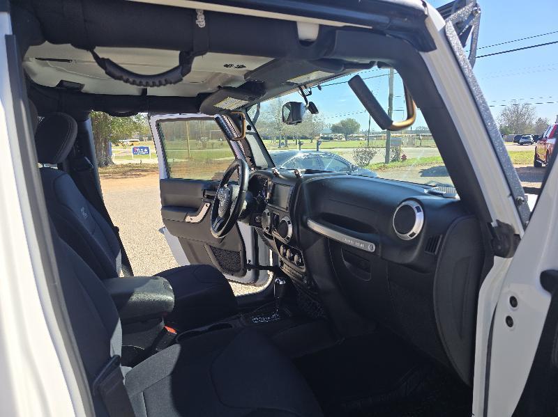 Jeep Wrangler Unlimited Rubicon 4WD 2015