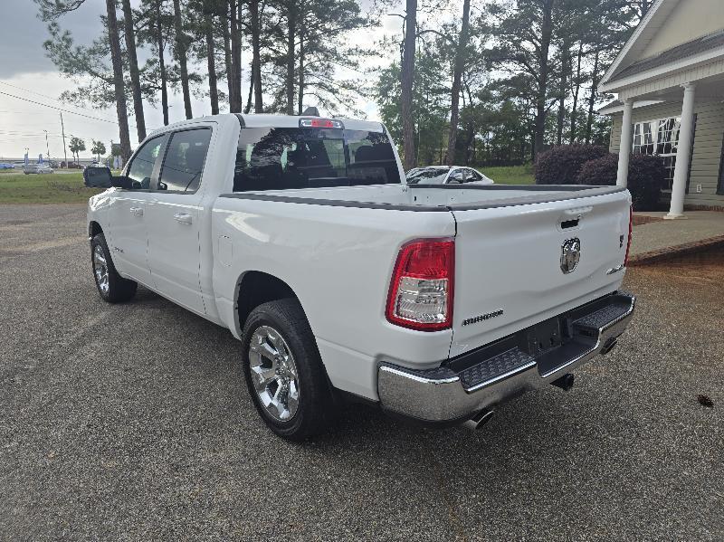 RAM 1500 Big Horn Crew Cab SWB 4WD 2022