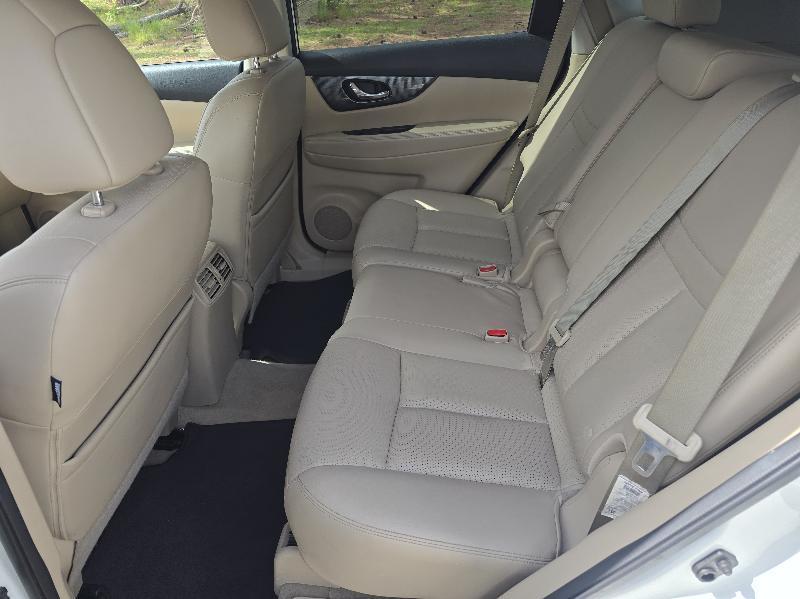 Nissan Rogue SV AWD 2015