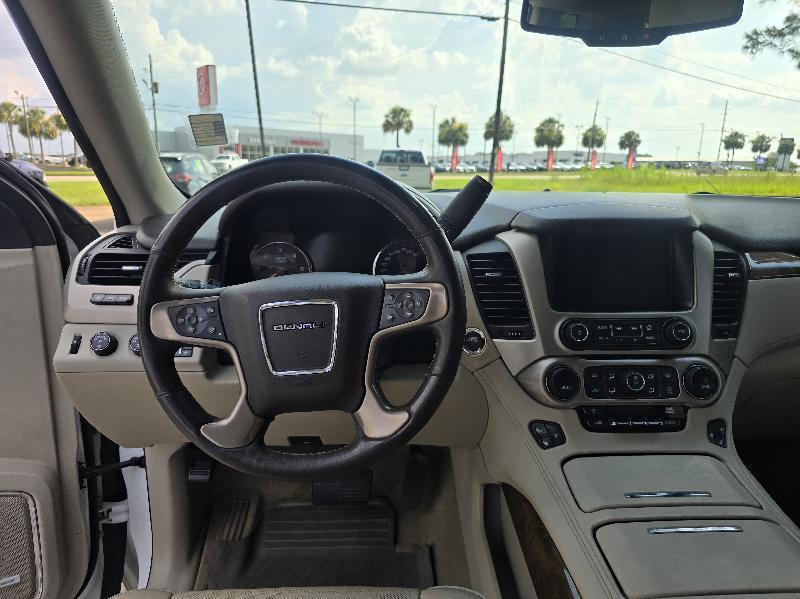 GMC Yukon Denali 4WD 2016