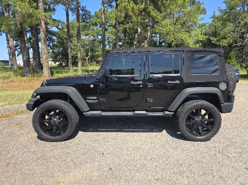Jeep Wrangler Unlimited Sport 4WD 2015