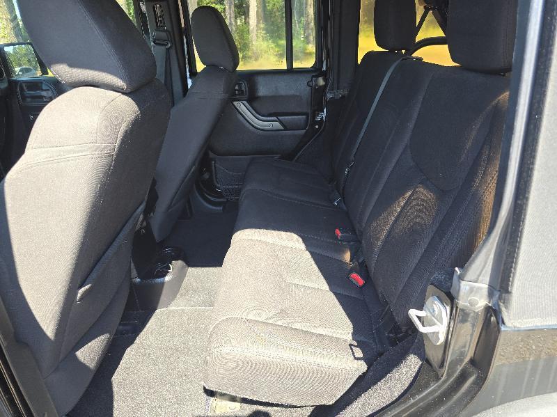 Jeep Wrangler Unlimited Sport 4WD 2015