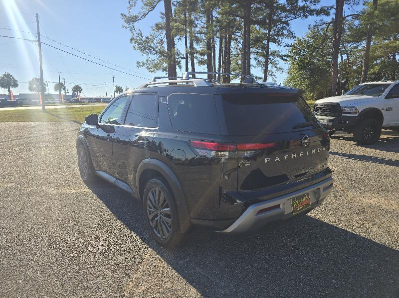 Nissan Pathfinder SL 2022