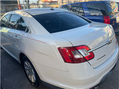 2011 Ford Taurus 