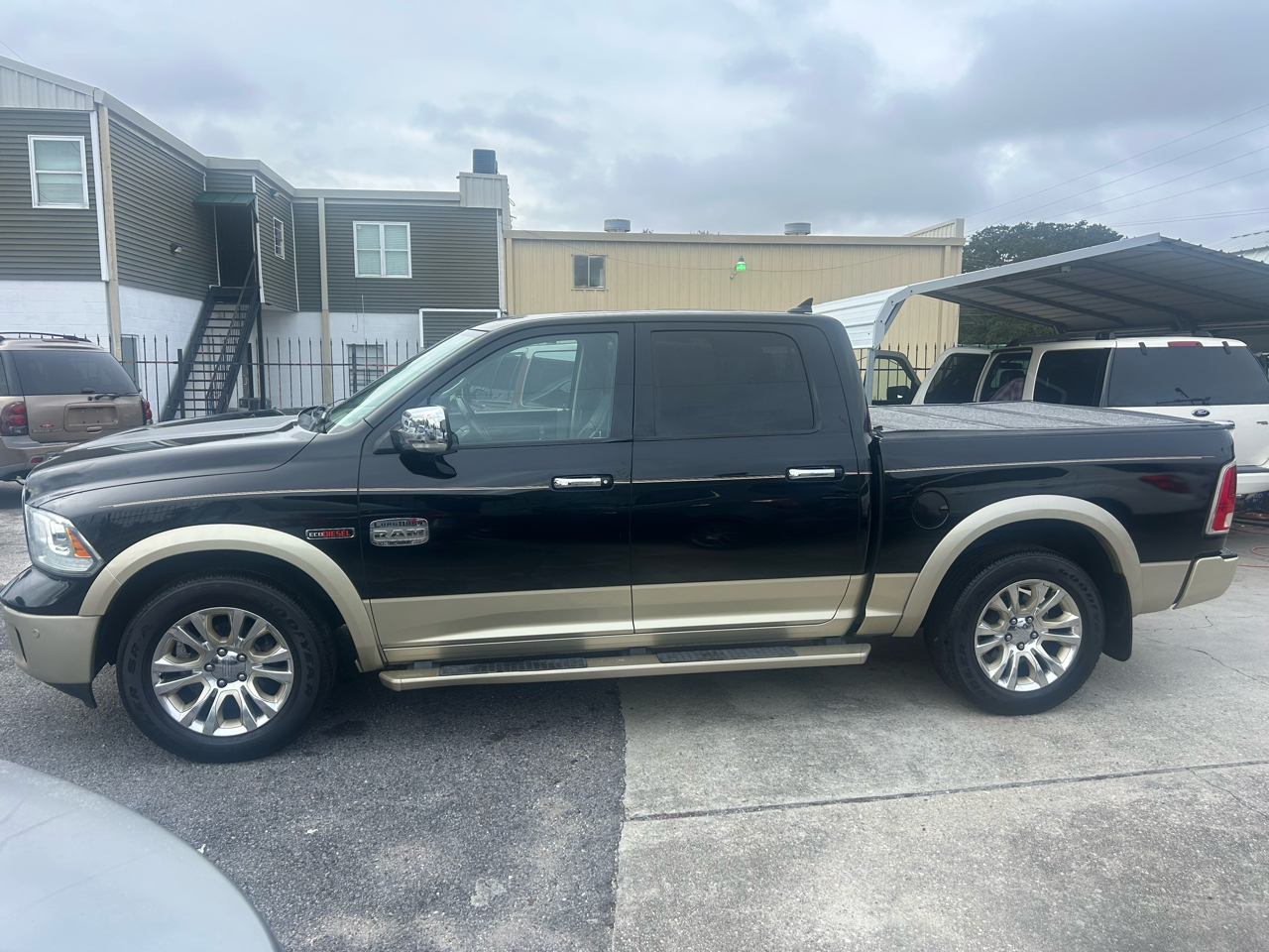 RAM 1500 2WD Crew Cab 140.5"Longhorn 2014