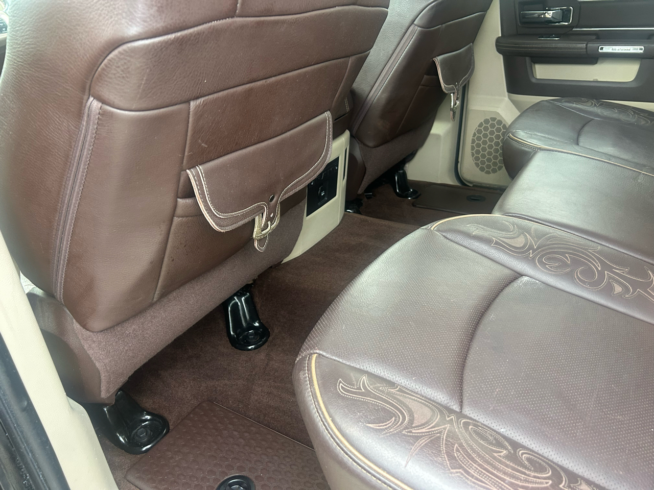 RAM 1500 2WD Crew Cab 140.5"Longhorn 2014