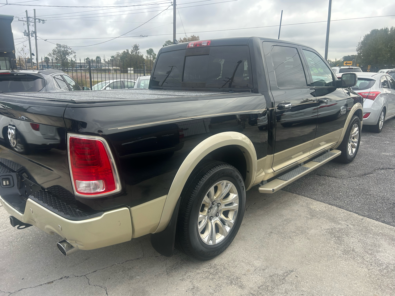 RAM 1500 2WD Crew Cab 140.5"Longhorn 2014