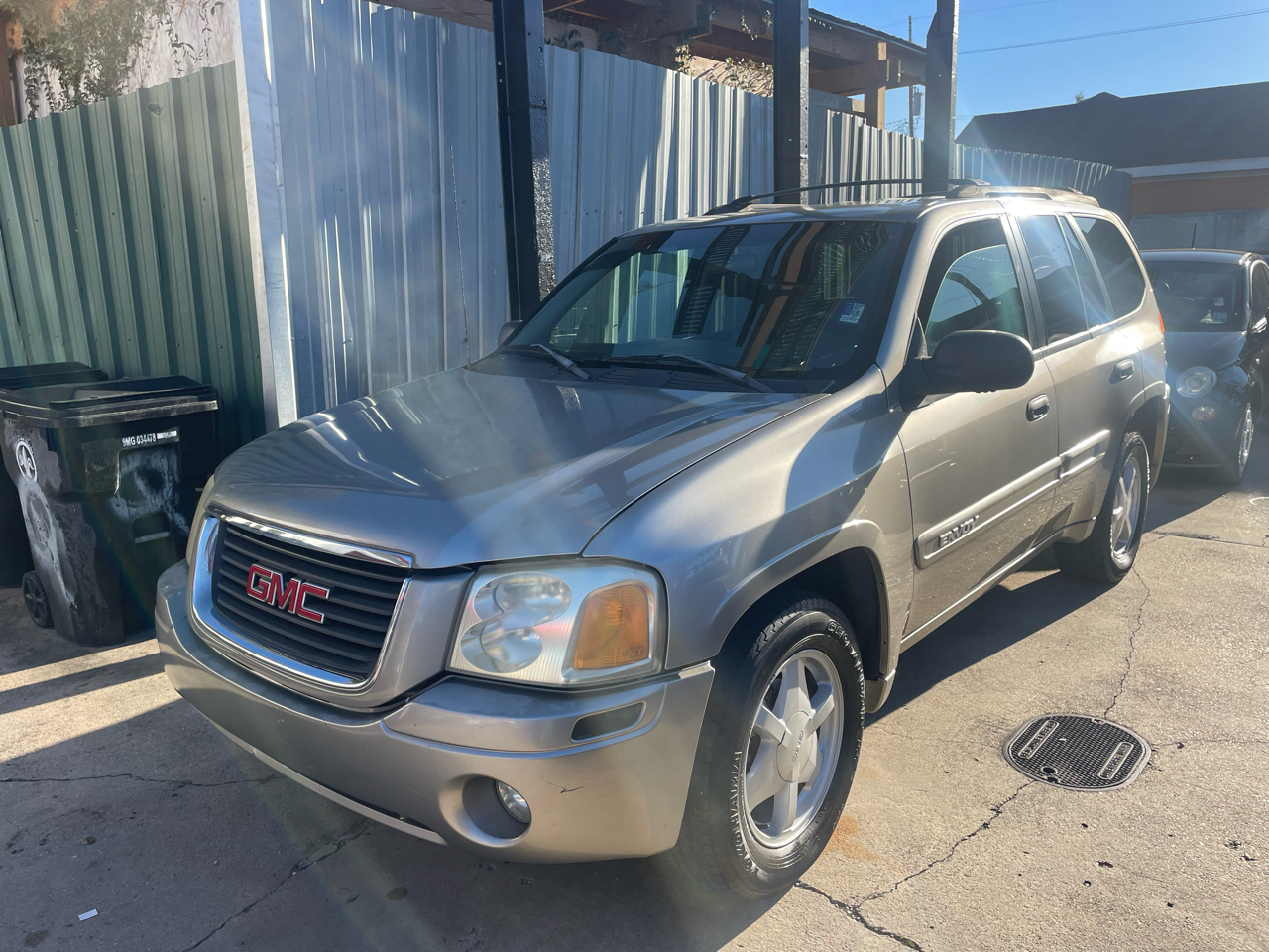 GMC Envoy 4dr 2WD SLE 2003