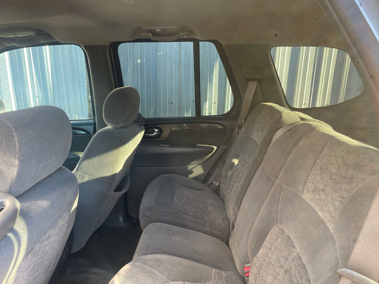 GMC Envoy 4dr 2WD SLE 2003