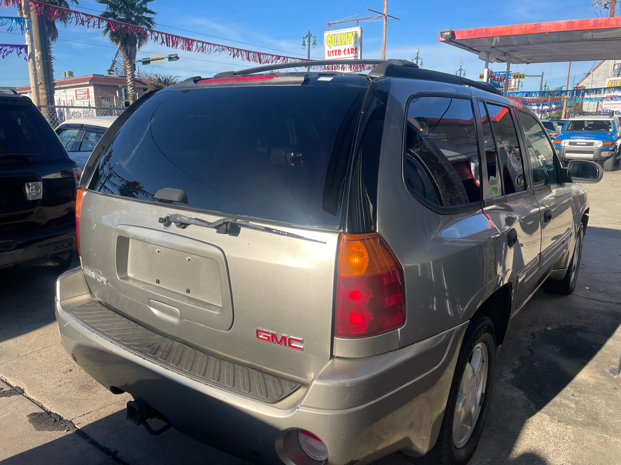 GMC Envoy 4dr 2WD SLE 2003