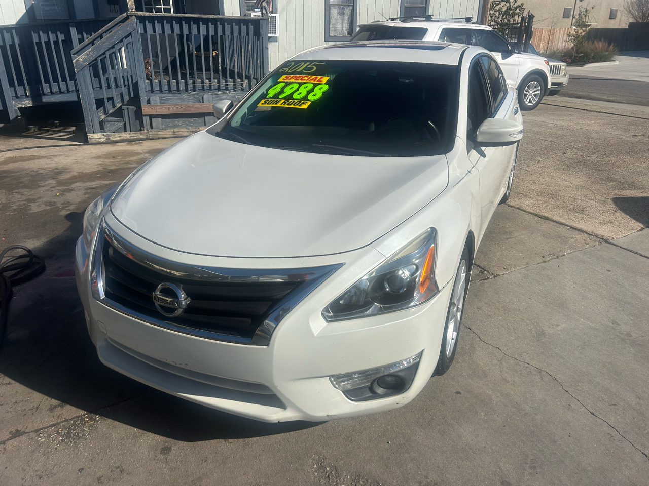 Nissan Altima 4dr Sdn I4 2.5 SV 2015