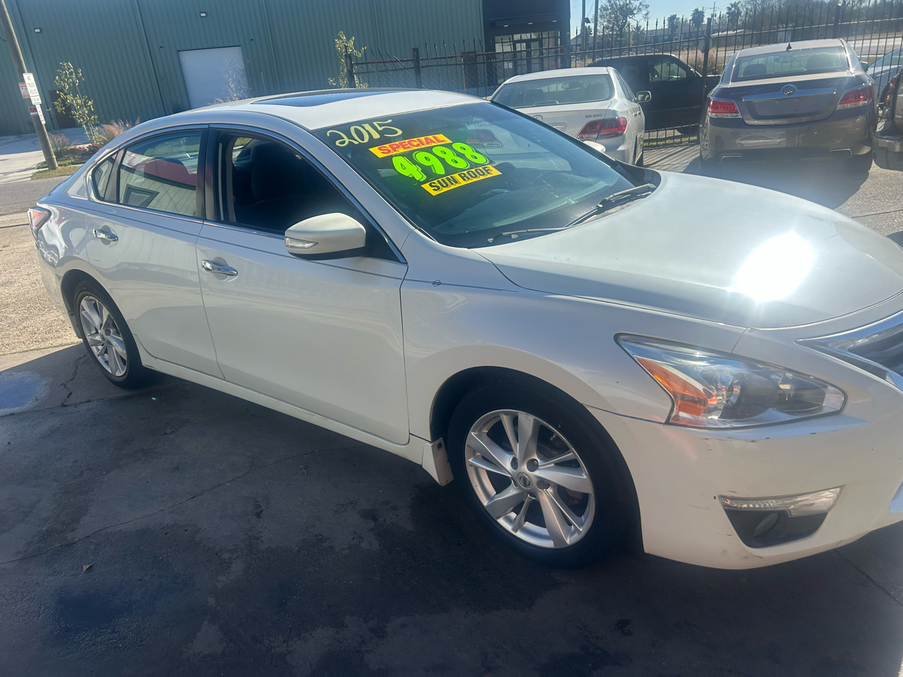 Nissan Altima 4dr Sdn I4 2.5 SV 2015