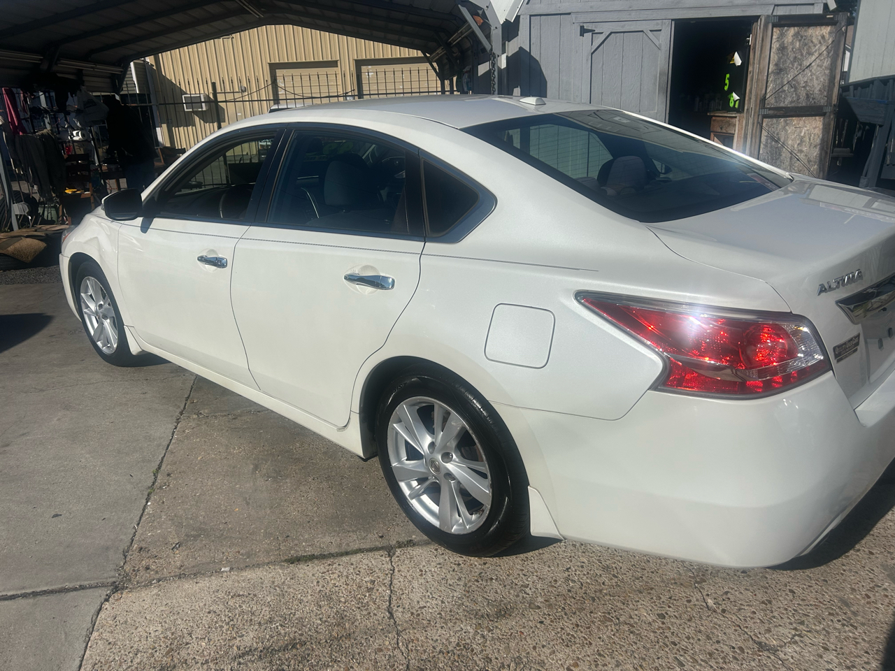 Nissan Altima 4dr Sdn I4 2.5 SV 2015