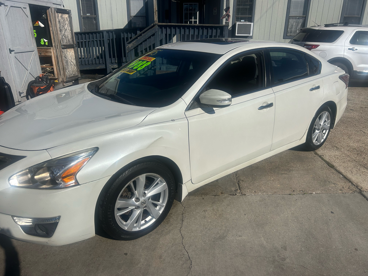 Nissan Altima 4dr Sdn I4 2.5 SV 2015