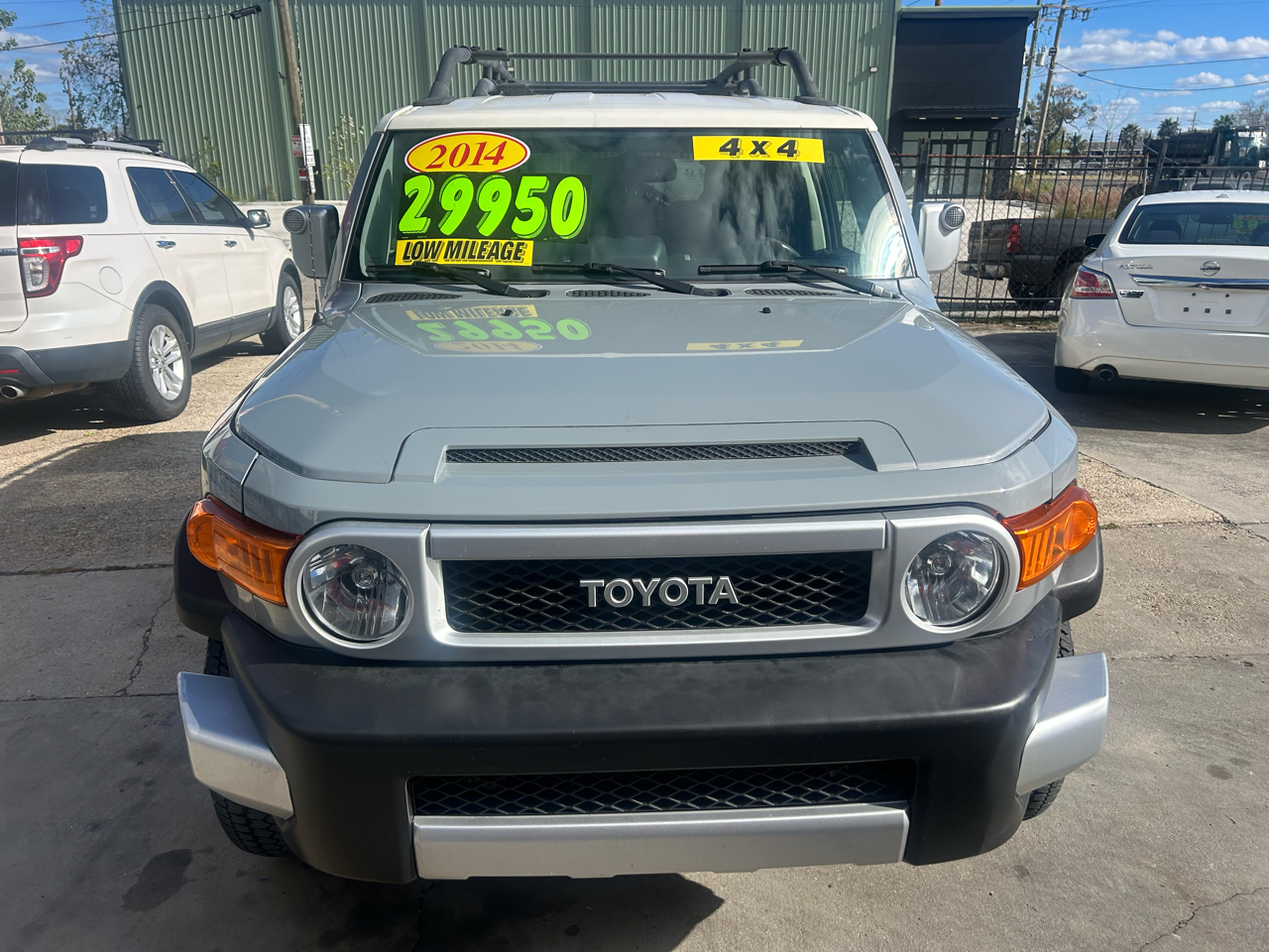 Toyota FJ Cruiser 4WD 4dr Man (Natl) 2014