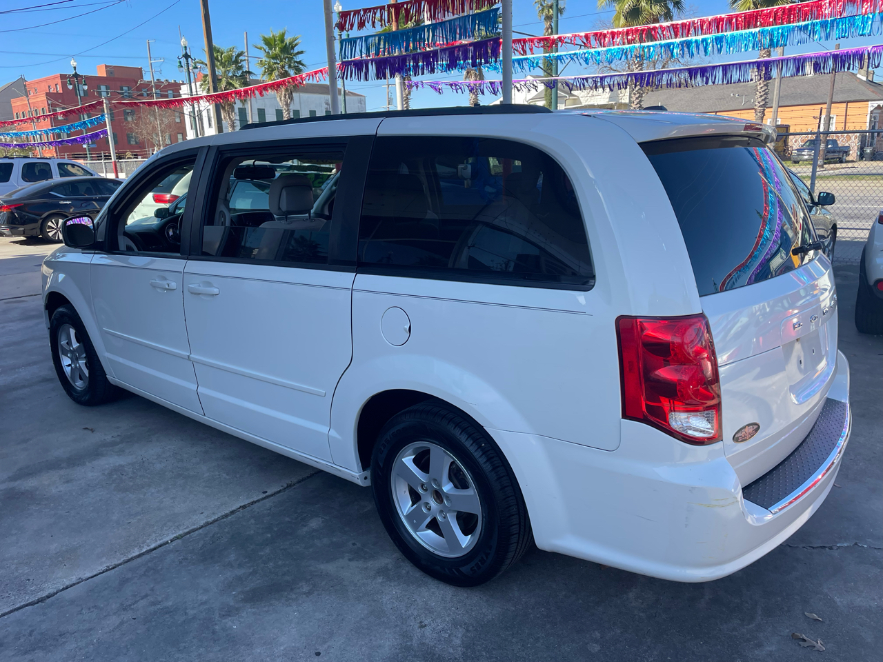 Dodge Grand Caravan 4dr Wgn SXT 2012