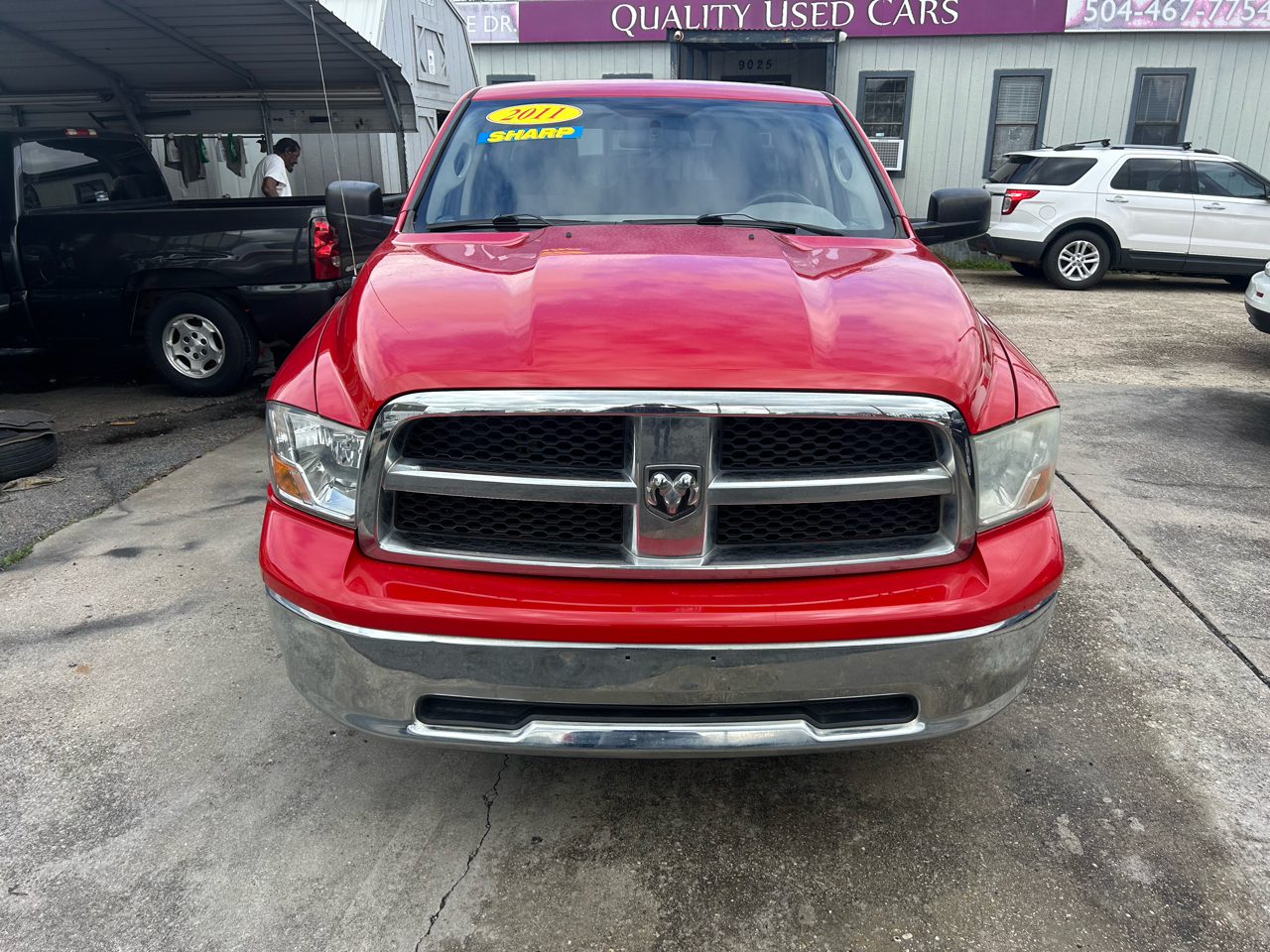 RAM 1500 2WD Quad Cab 140.5" SLT 2011