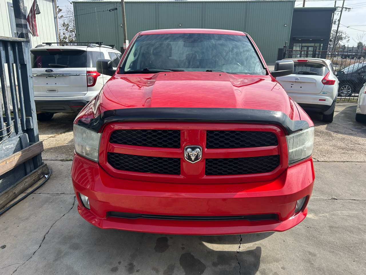 RAM 1500 2WD Quad Cab 140.5" Express 2015