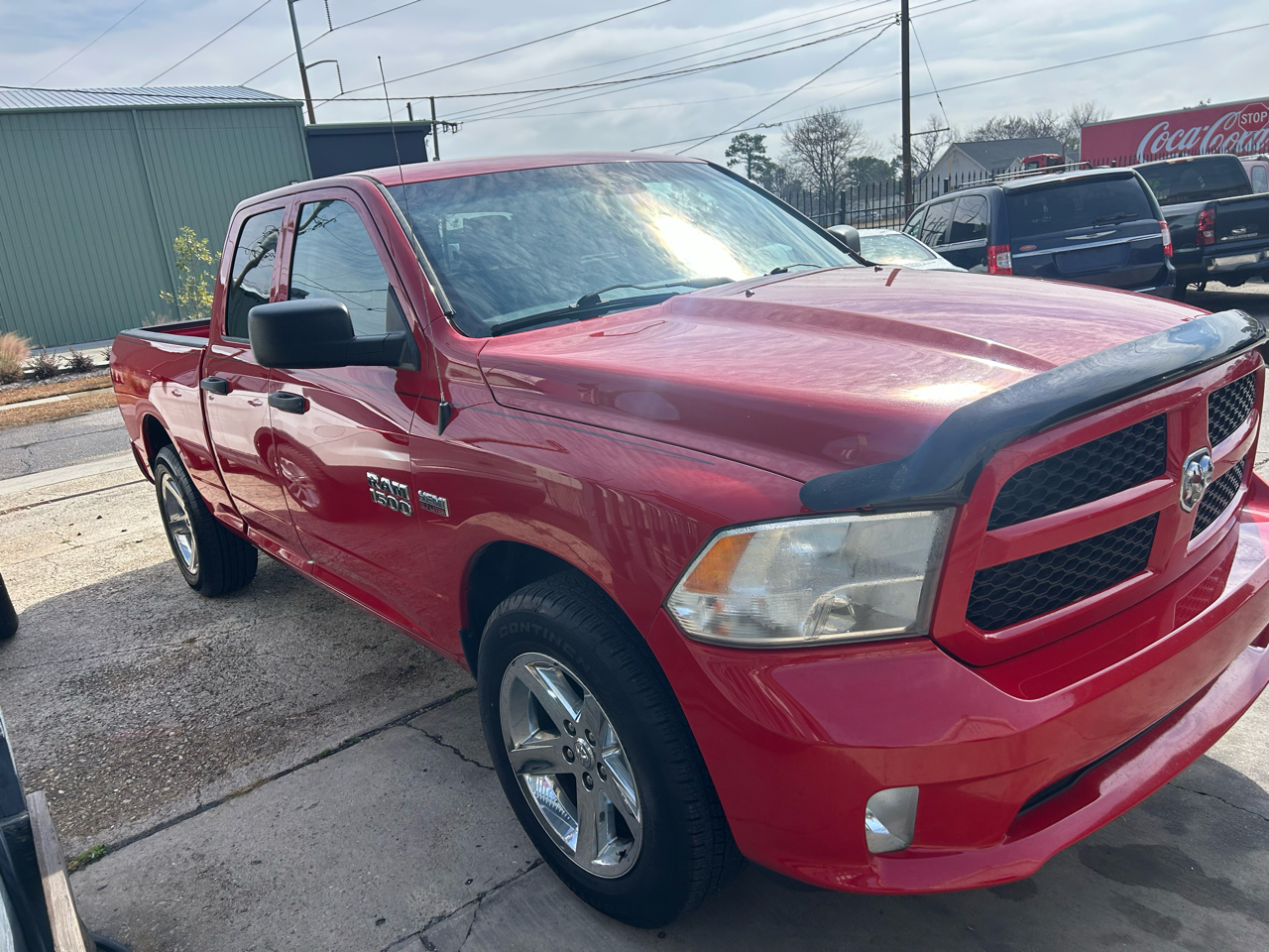 RAM 1500 2WD Quad Cab 140.5" Express 2015
