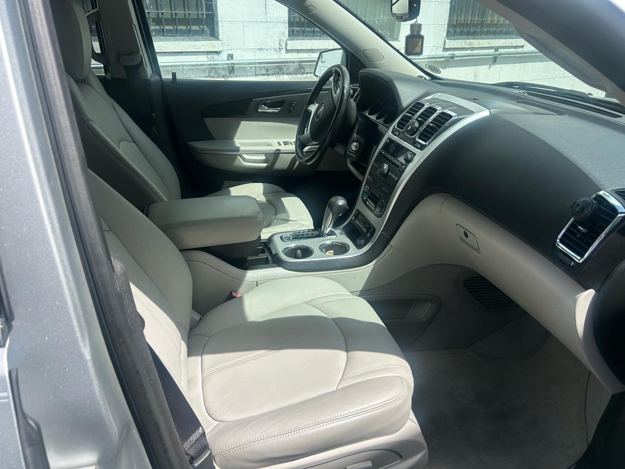 GMC Acadia FWD 4dr SLT1 2012