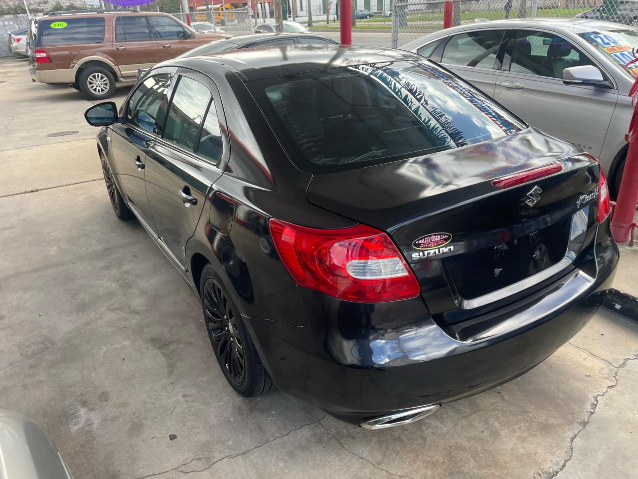 Suzuki Kizashi 4dr Sdn Man FWD SLS 2010