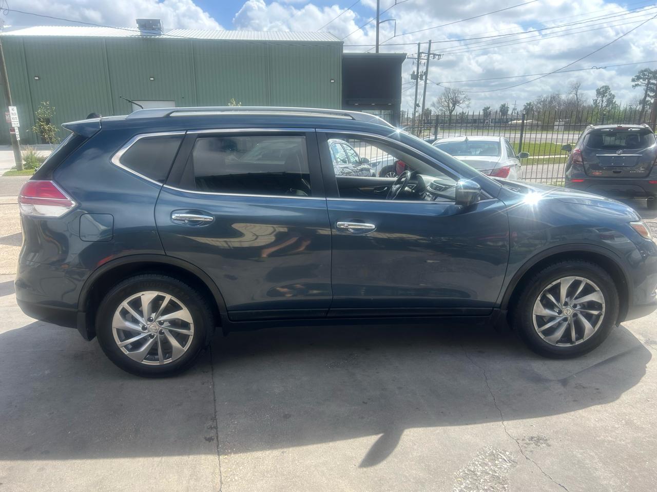 Nissan Rogue FWD 4dr SL 2014