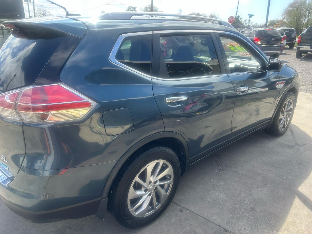 Nissan Rogue FWD 4dr SL 2014