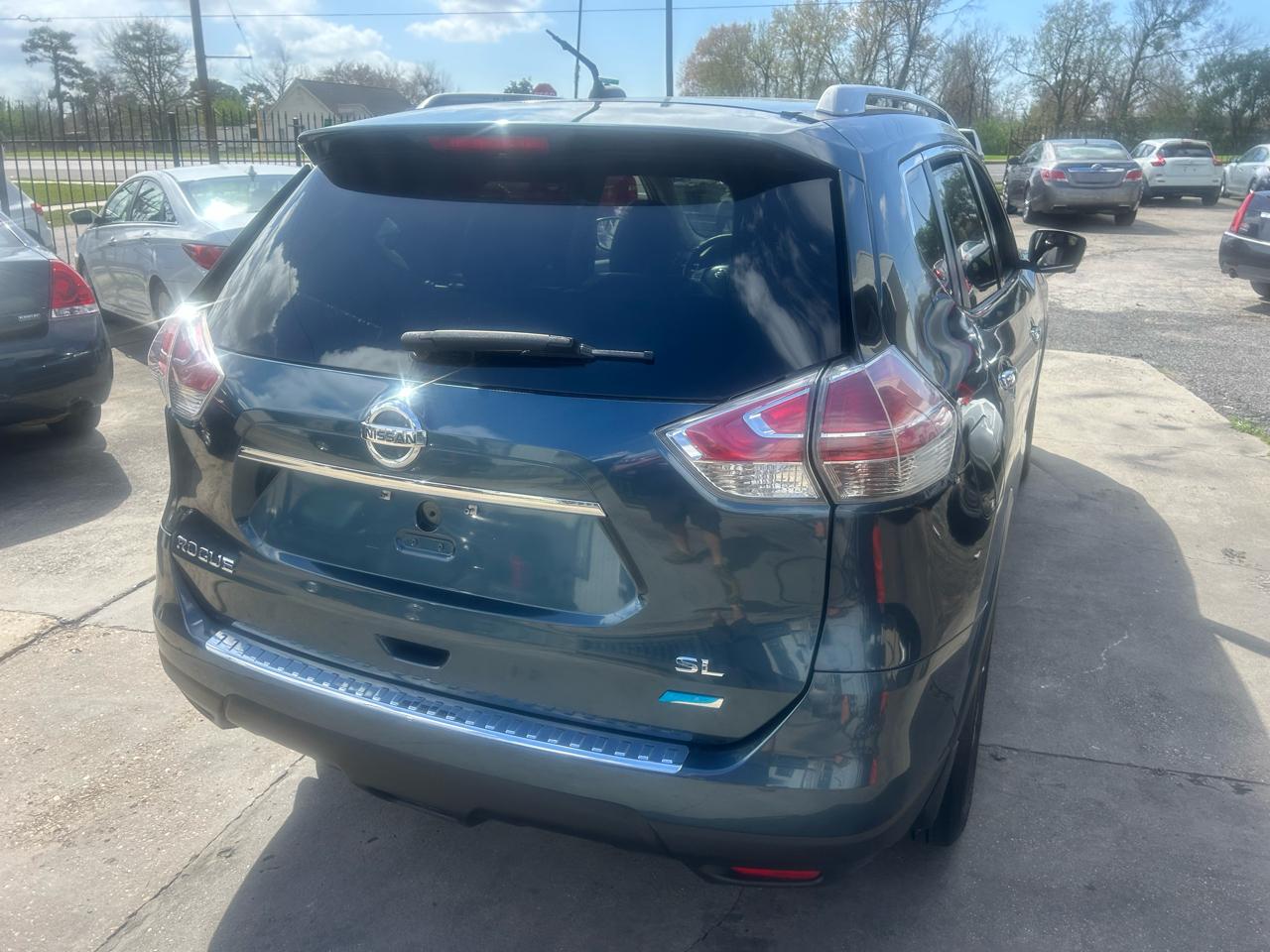 Nissan Rogue FWD 4dr SL 2014