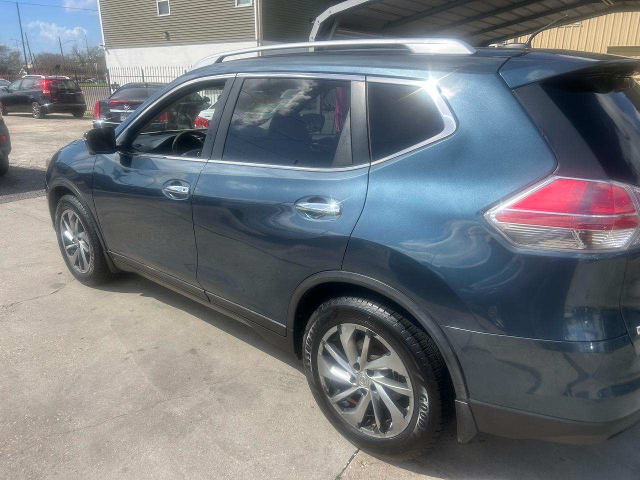 Nissan Rogue FWD 4dr SL 2014