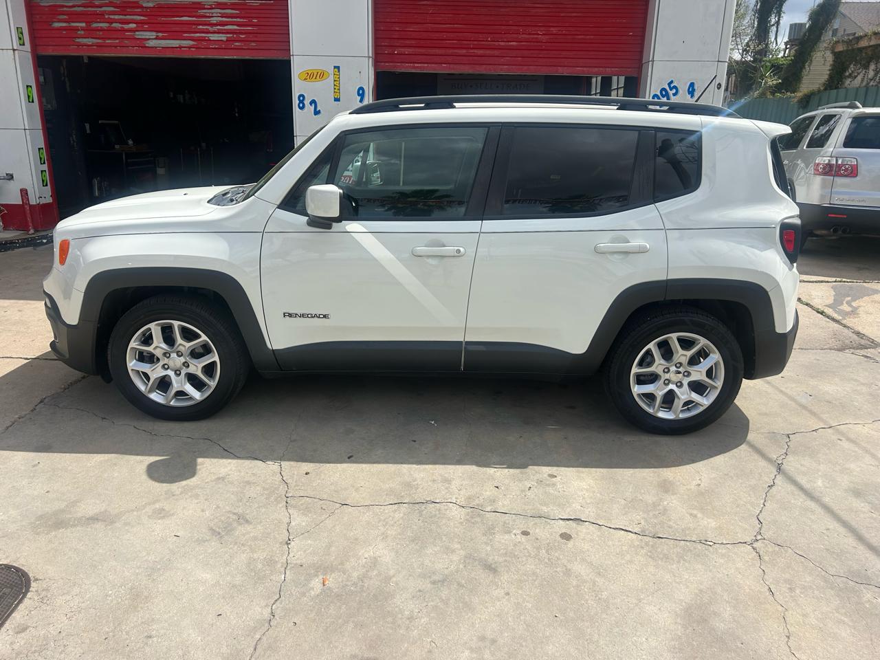 Jeep Renegade Latitude FWD 2017