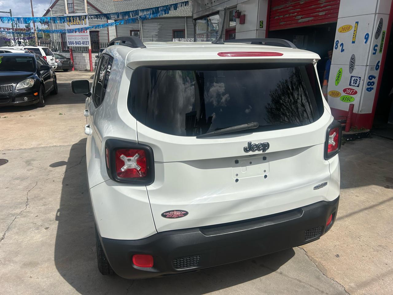 Jeep Renegade Latitude FWD 2017