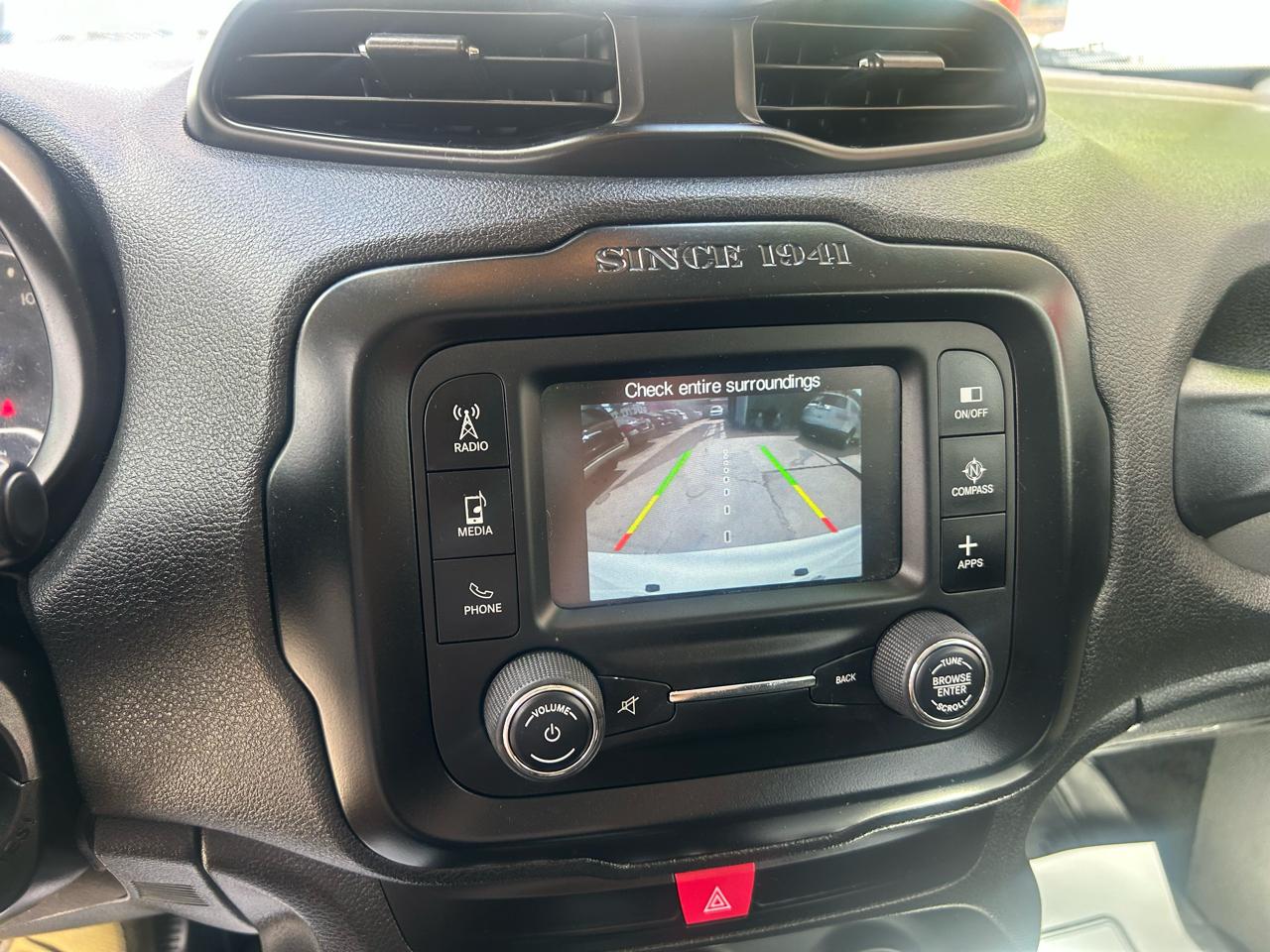 Jeep Renegade Latitude FWD 2017