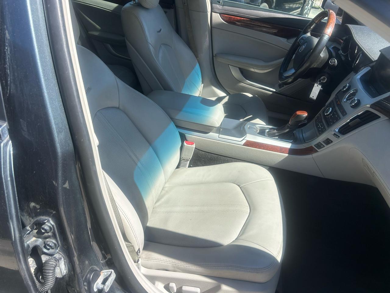 Cadillac CTS Sedan 4dr Sdn 3.0L Luxury RWD 2012